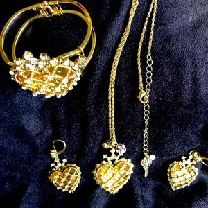 Betsey Johnson 3 piece mirrored heart set